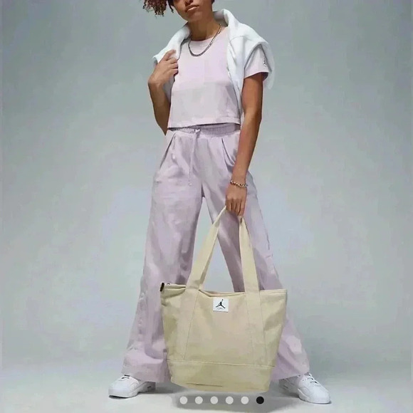 Jordan Flight Holdall Tote Bag - NWT - Picture 2 of 13